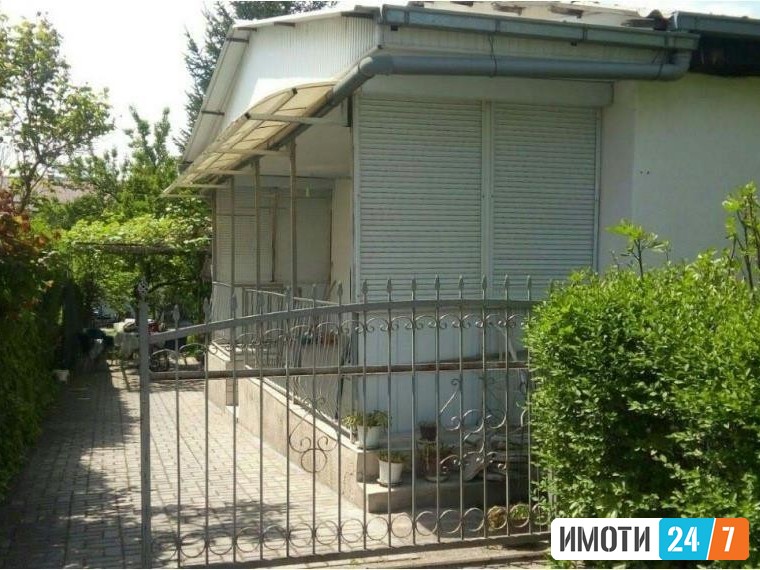 Се продава Куќа во  нас Козле