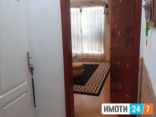 Се продава Куќа во  нас Козле