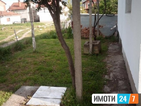 Се продава Куќа во  нас ЃПетров