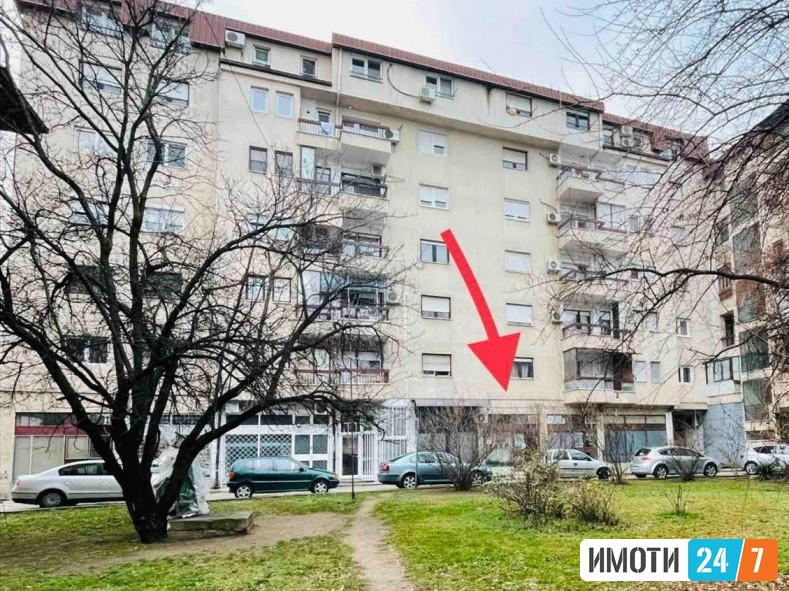 Rent Office space in   Centar