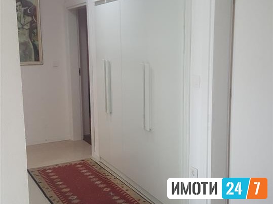 Се продава Куќа во  нас Хром