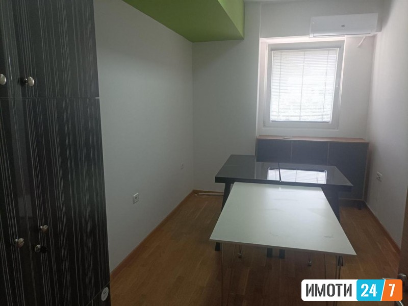 Rent Apartment in   Karposh 4