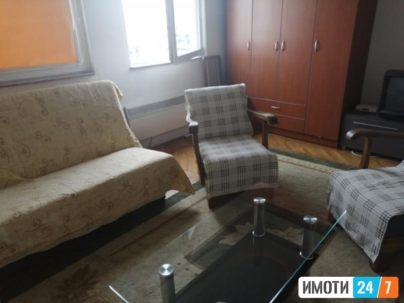 Izdavame namesten satn vo Centar