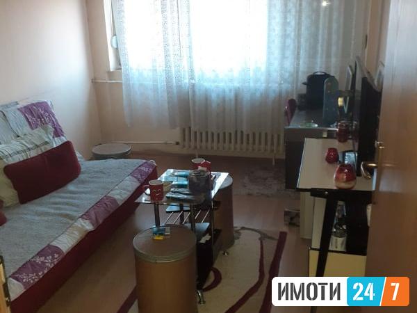 Prodavame trosoben stan vo nasA komanda