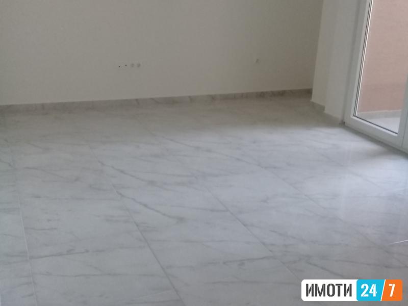 IZDAVAME NOVA GARSONJERA VO CENTAR