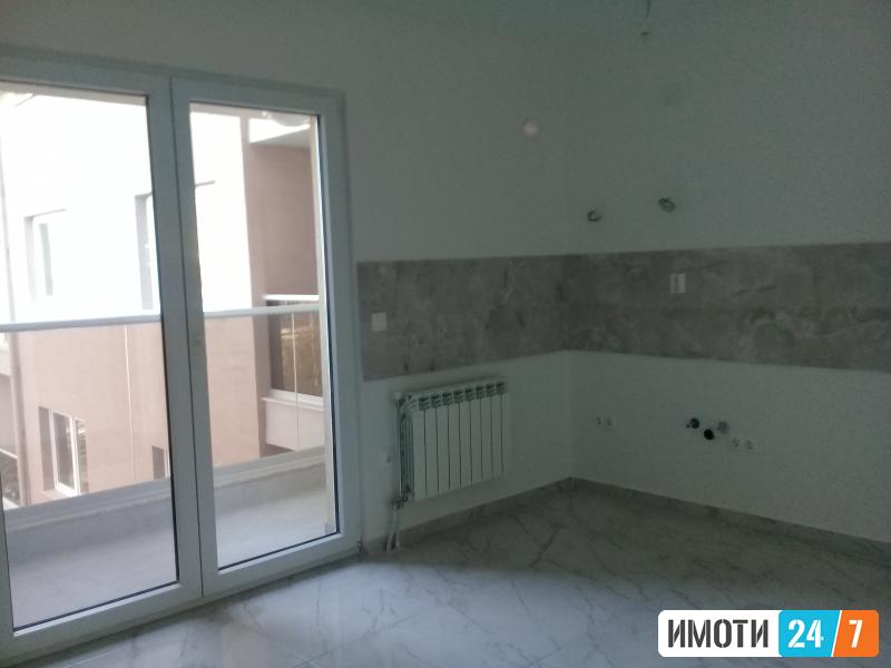 IZDAVAME NOVA GARSONJERA VO CENTAR