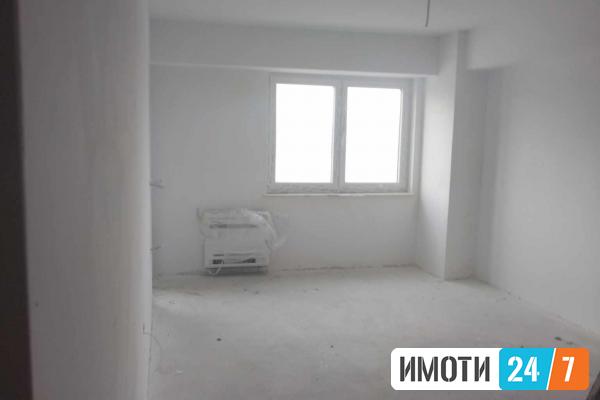 Nov dvosoben stan na 8mi kat sproti Salonot na Mercedes