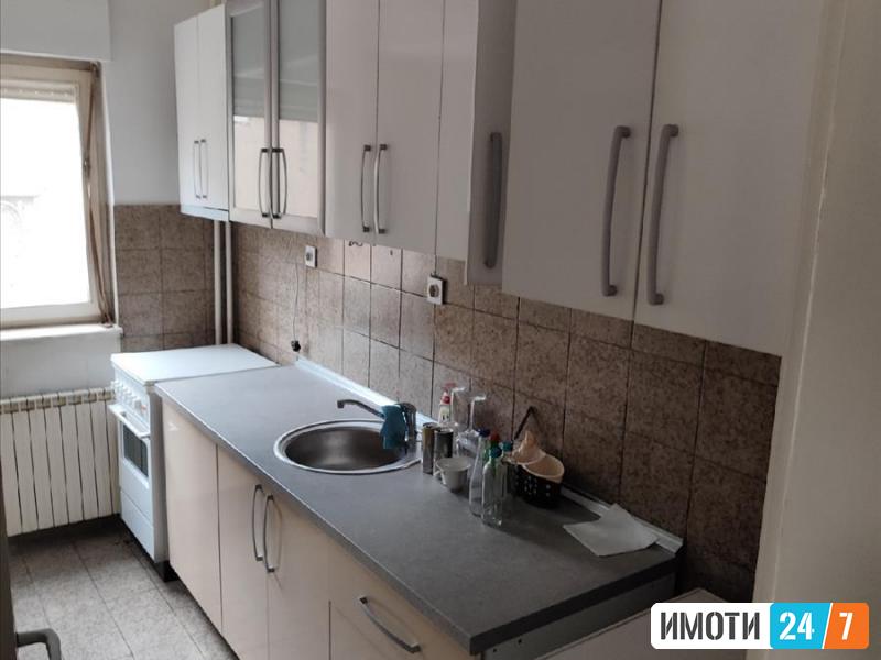 Deloven prostor -Centar