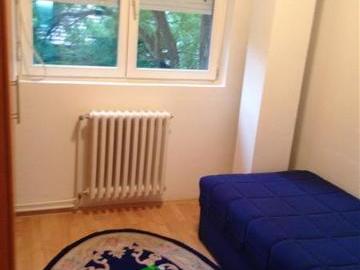 Se izdava 3-sob namesten stan-Centar