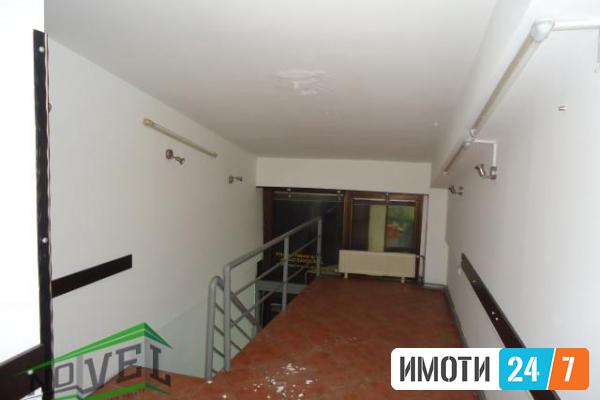 Se prodava deloven prostor-kancelarija vo Centar
