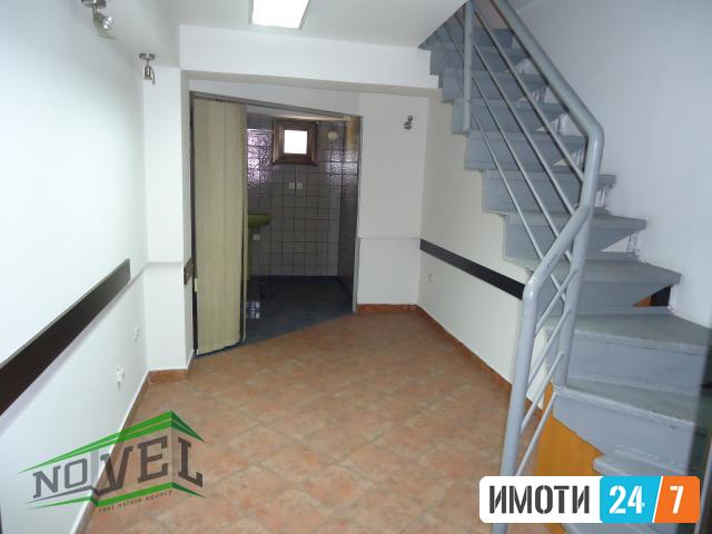 Se prodava deloven prostor-kancelarija vo Centar