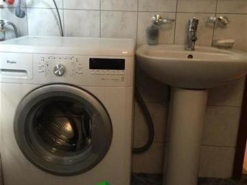 Se prodava 3-sob stan 70m2-Debar Maalo