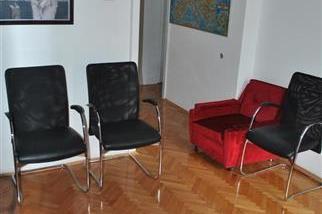Se izdava kancelariski prostor 120m2-Taftalidze 1