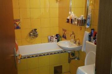 Se prodava nov 2-sob stan 64m2-Novo Lisice