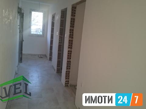Trosoben stan 69m2-Vlae