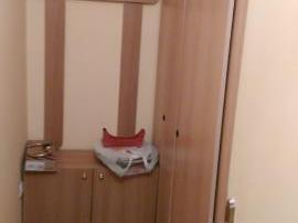 Se izdava 3-sob prazen stan-Centar
