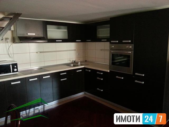 Se izdava 3-sob namesten stan-Centar