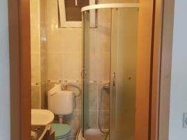 Se prodava 2-sob stan 60m2- Kozle