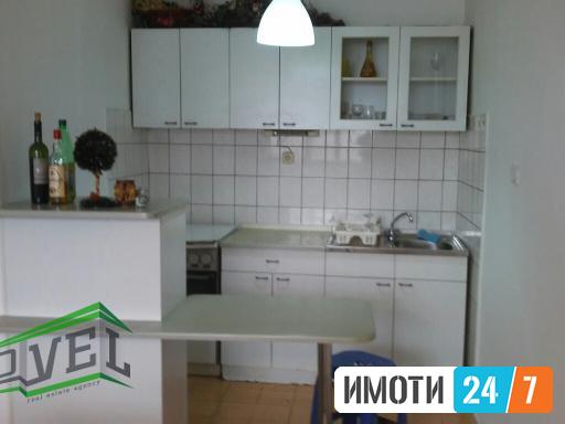Se izdava dvosoben stan na ulMakedonija