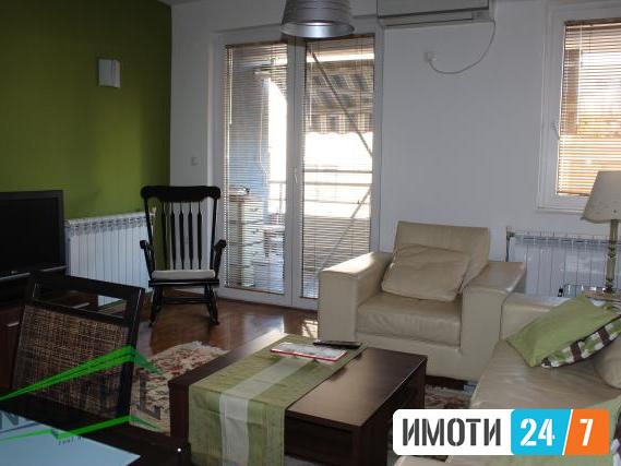 Se izdava dvosoben stan vo Centar 45m2