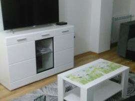 Se izdava ednosoben nov stan vo Centar39m2