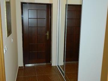 Izdavam stan na Vodno top lokacija