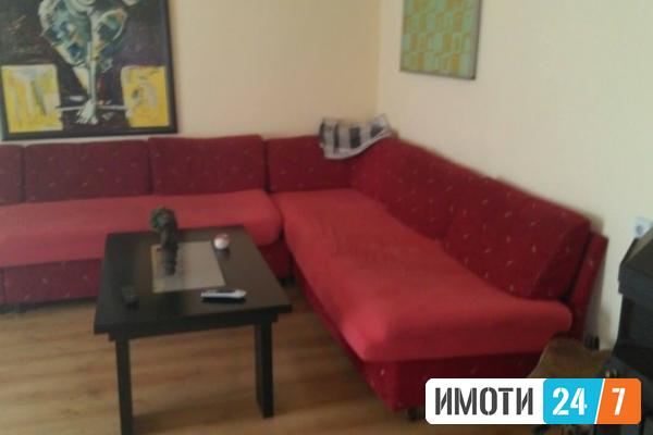 Se izdava stan kaj univerzalna sala