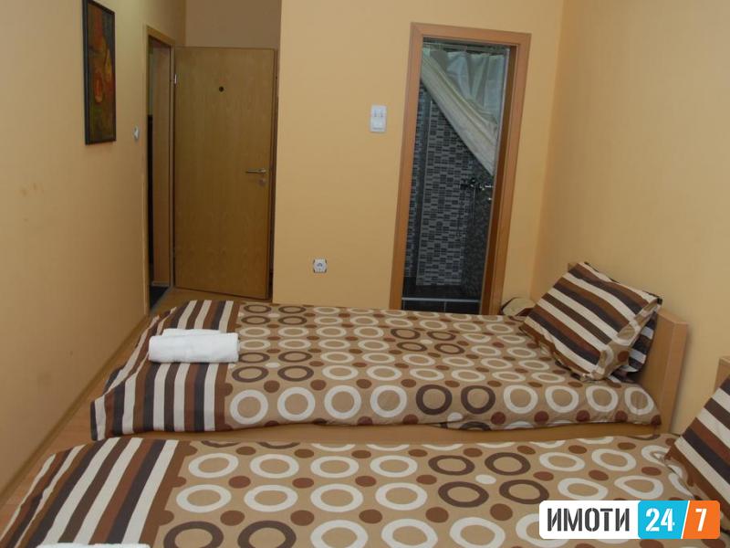 SE IZDAVA HOSTEL