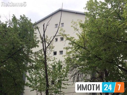 Se prodavaat stanovi Taftalidze 1