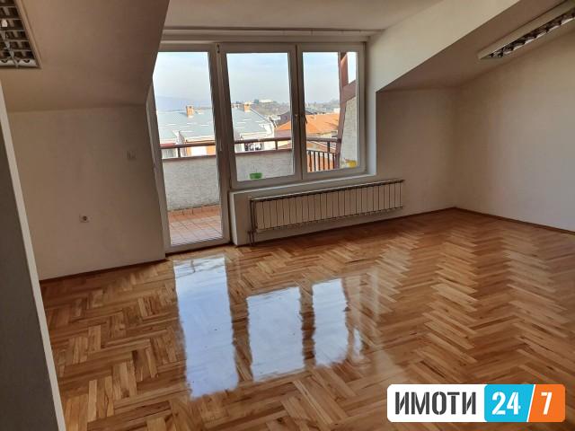 Rent Apartment in   D Maalo