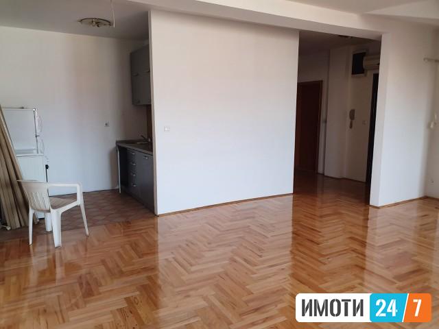 Rent Apartment in   D Maalo