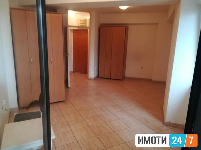 Rent Apartment in   Vlae