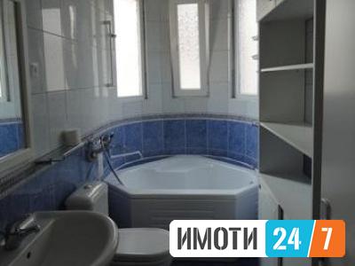 Се издава Куќа во  нас Козле
