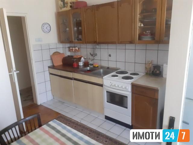 Се продава Стан во  нас ЃПетров