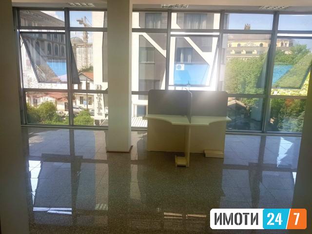 Се издава Деловен простор во  нас Центар