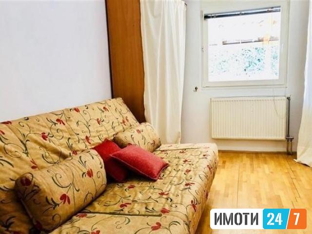 Се издава Куќа во  нас Влае