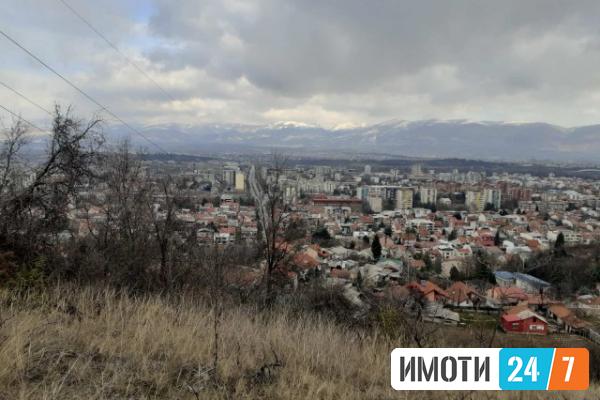 Се продава Плац во  нас Водно