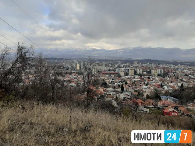 Се продава Плац во  нас Водно