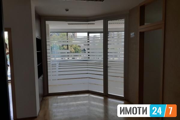 Rent Office space in   Centar