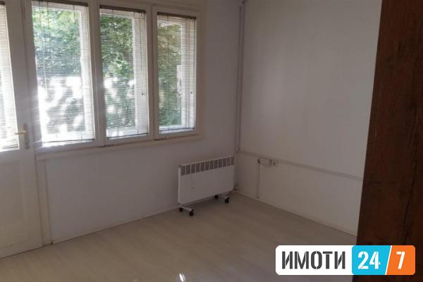 Rent Office space in   Centar