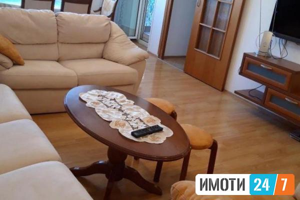 Урбан ливинг продава трособен стан во Карпош 1