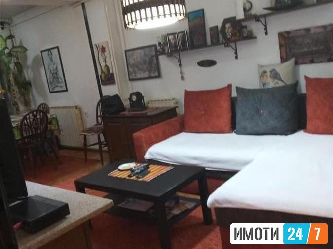 Урбан Ливинг продава 25 собен стан во Автокоманда