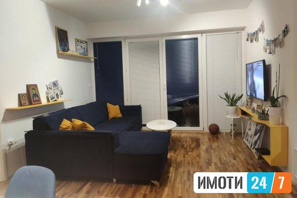 Урбан Ливинг продава трособен стан со базен во Сопиште