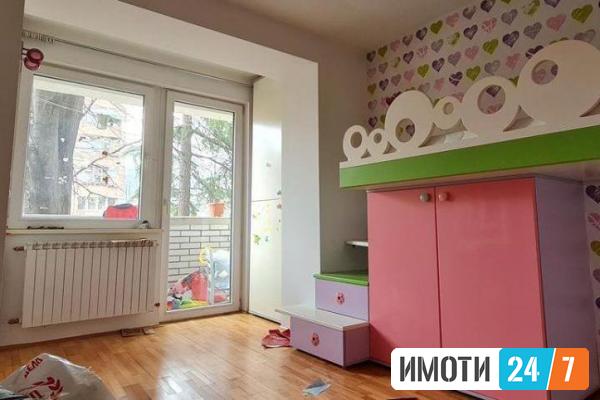 Урбан Ливинг продава 4 собен стан во Карпош 1