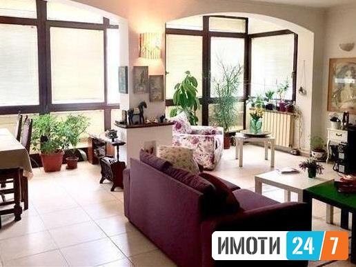 Урбан Ливинг продава 4 собен стан во Козле