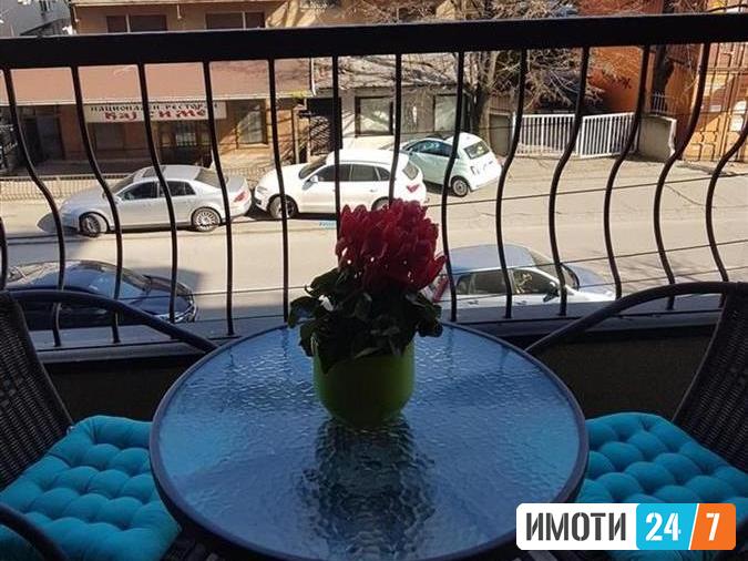 УРБАН ЛИВИНГ издава празен трособен стан во Карпош 1