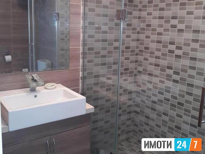 Урбан Ливинг продава трособен стан во Аеродром