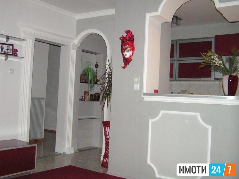 УРБАН ЛИВИНГ продава стан 63м2 во Аеродром