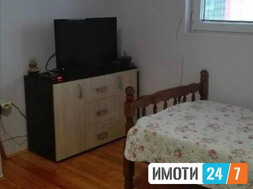 Се продава семејна куќа од 134м2 Населба Лисиче