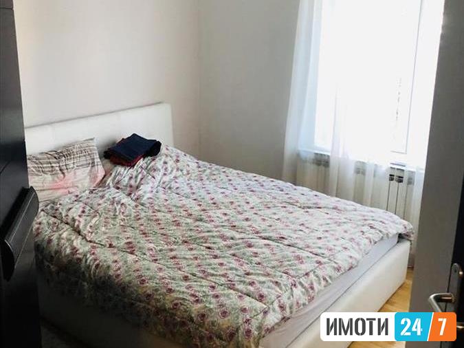 Се продава луксузен стан 93м2Центар